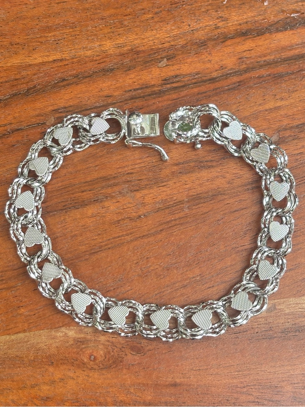Vintage 925 Sterling Silver Textured Heart Link Bracelet Woman’s Jewelry